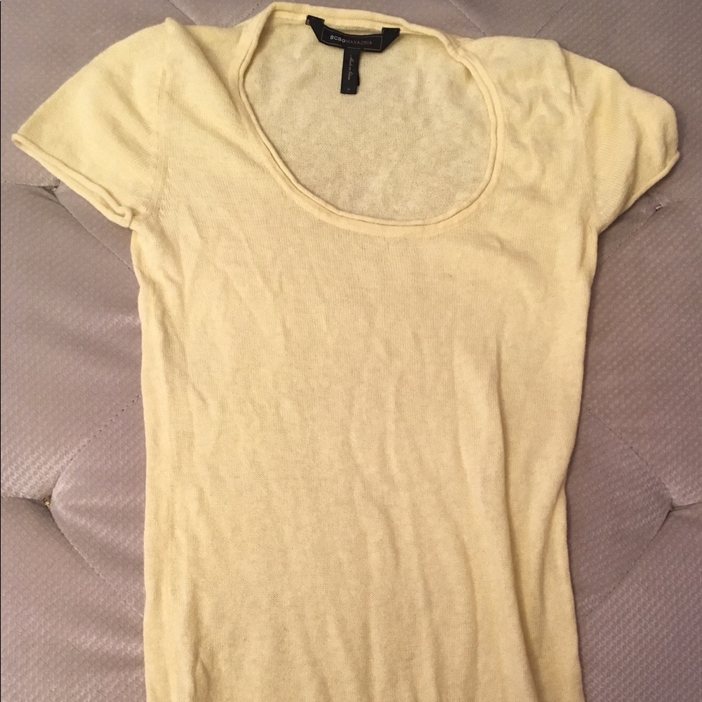 Bcbgmaxazria 15%cashmere stretch top short sleeves